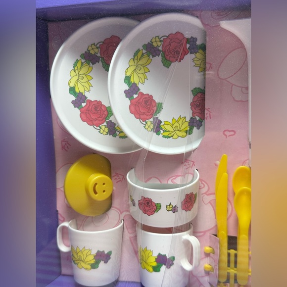 Tea Party Set from 1998 Tootsietoy - Picture 6 of 9